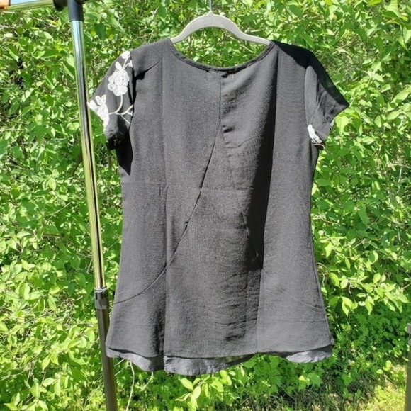 Cat black sheer multi layer white embroidery - Picture 6 of 8